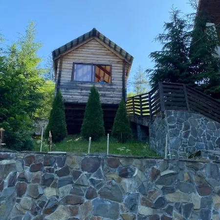 біля витягу Hotel