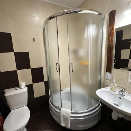 Hotel біля витягу Slavske